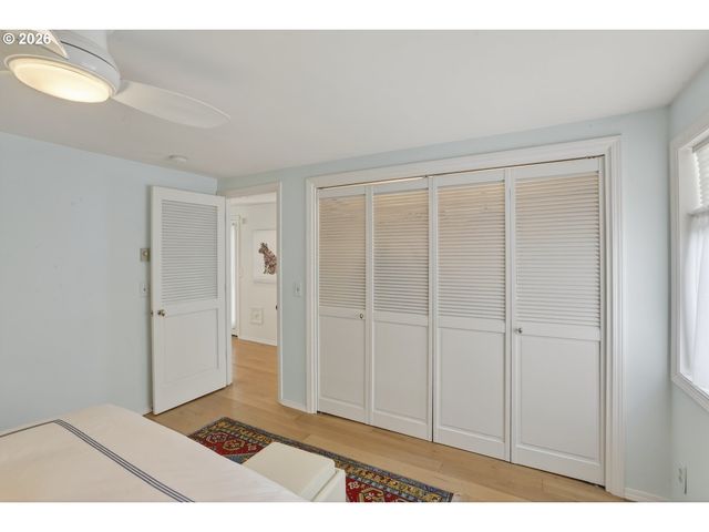 100 Se Harney St 11, Portland, OR 97202