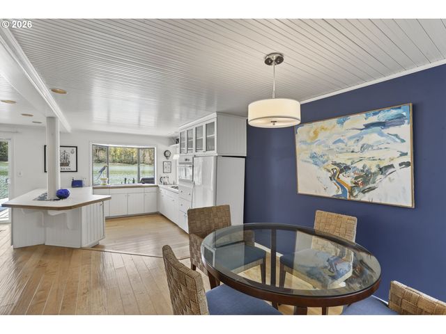 100 Se Harney St 11, Portland, OR 97202