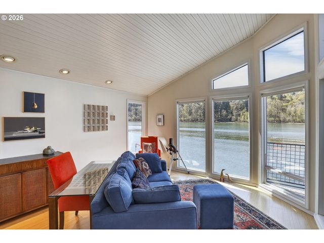 100 Se Harney St 11, Portland, OR 97202