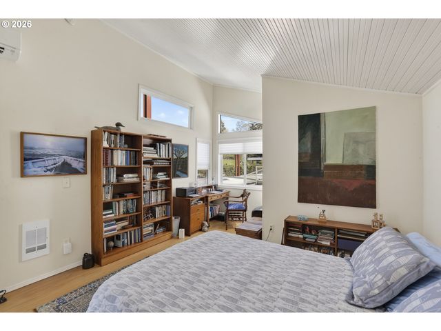 100 Se Harney St 11, Portland, OR 97202