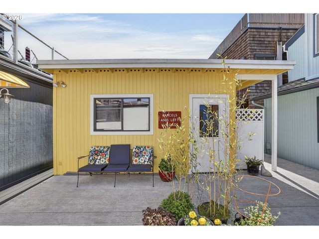 100 Se Harney St 11, Portland, OR 97202