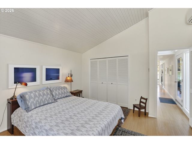 100 Se Harney St 11, Portland, OR 97202