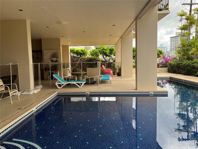 1560 Thurston Avenue 504, Honolulu, HI 96822