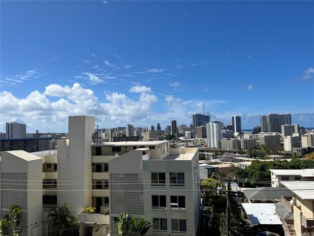 1560 Thurston Avenue 504, Honolulu, HI 96822