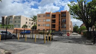 325 NW 72nd Avenue 301, Miami, FL 33126