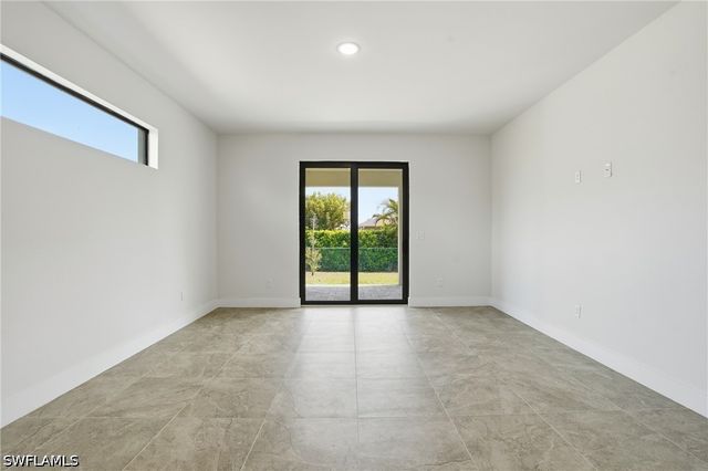 2303 NW 18th PL, Cape Coral, FL 33993