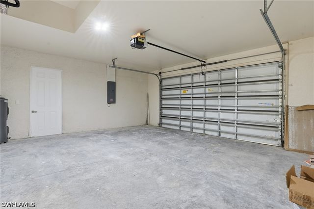 2303 NW 18th PL, Cape Coral, FL 33993