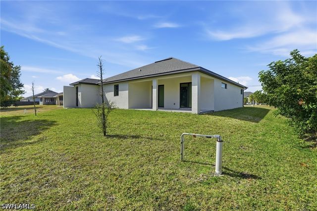 2303 NW 18th PL, Cape Coral, FL 33993