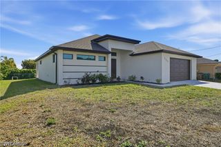 2303 NW 18th PL, Cape Coral, FL 33993