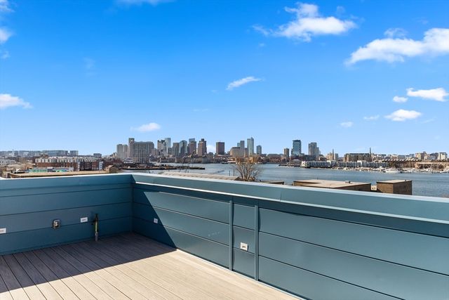 301 Border Street 302, Boston, MA 02128