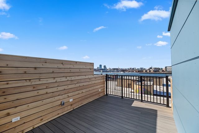 301 Border Street 302, Boston, MA 02128