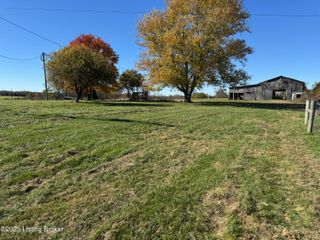 2055 Steve Wood Rd, Pleasureville, KY 40057