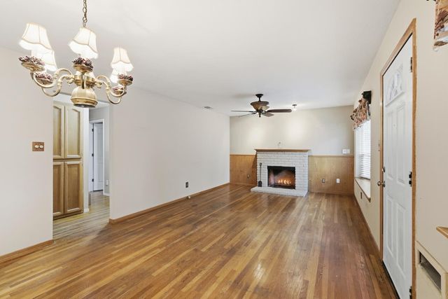 5068 Patti Jo Dr, Carmichael, CA 95608