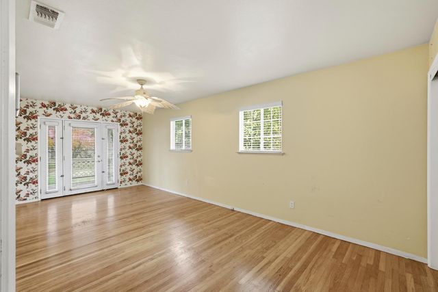 5068 Patti Jo Dr, Carmichael, CA 95608