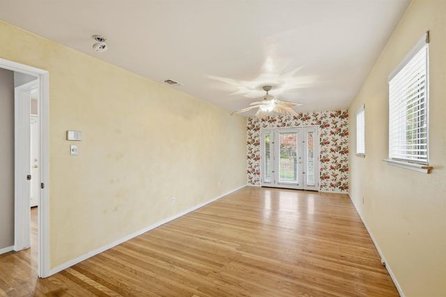 5068 Patti Jo Dr, Carmichael, CA 95608