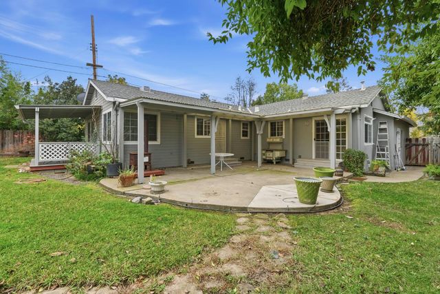 5068 Patti Jo Dr, Carmichael, CA 95608