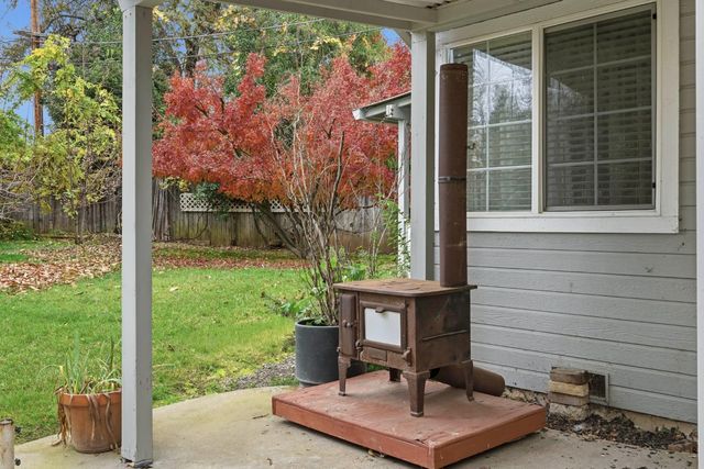 5068 Patti Jo Dr, Carmichael, CA 95608