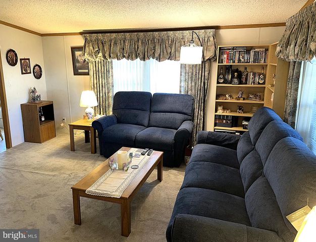 148 1ST ST, Lothian, MD 20711