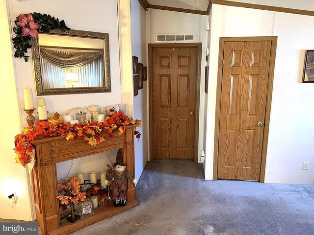 148 1ST ST, Lothian, MD 20711