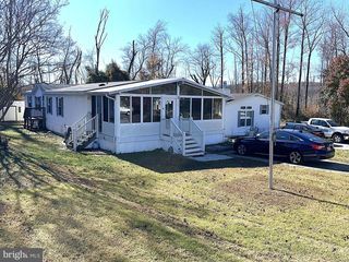 148 1ST ST, Lothian, MD 20711