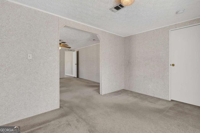 4156 Smiley Road NE, Ludowici, GA 31316