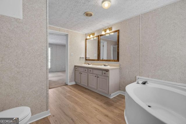 4156 Smiley Road NE, Ludowici, GA 31316