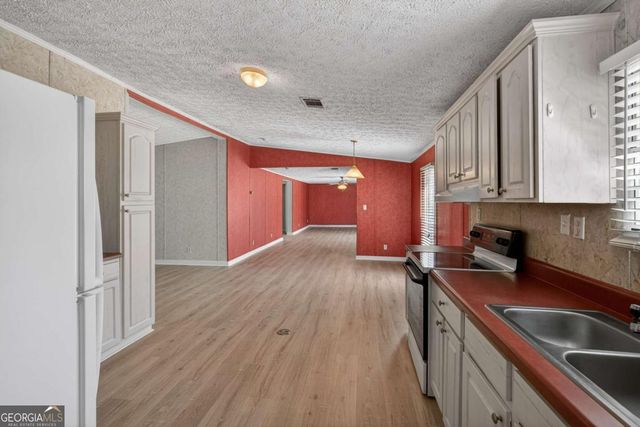 4156 Smiley Road NE, Ludowici, GA 31316