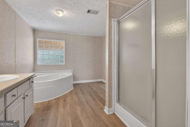 4156 Smiley Road NE, Ludowici, GA 31316