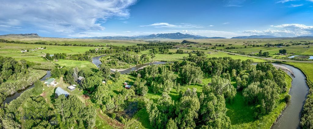 79 Shields River Road E, Livingston, MT 59047