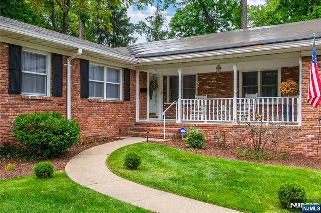 12 Ravine Road, Verona, NJ 07044