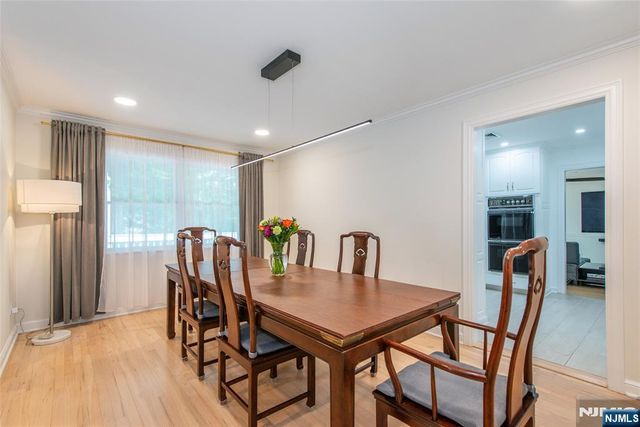 12 Ravine Road, Verona, NJ 07044