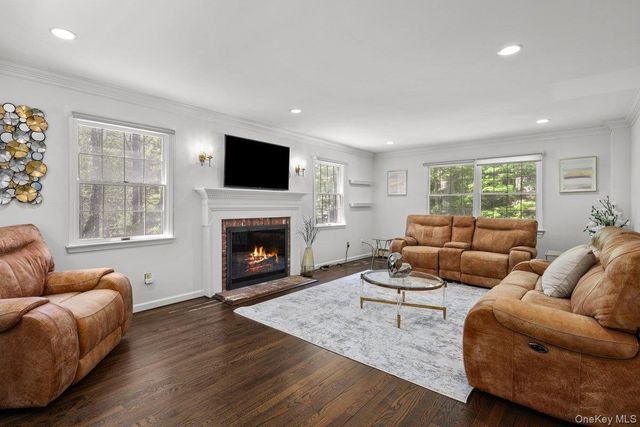 72 Brett Lane, Bedford, NY 10506