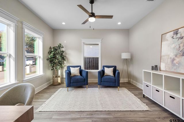 9120 Long Branch Dr, Tyler, TX 75703