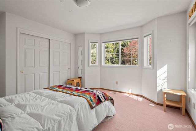 1889 West Beach Road, Oak Harbor, WA 98277