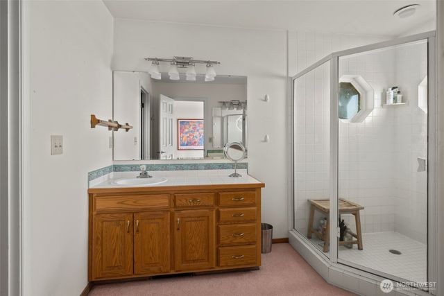 1889 West Beach Road, Oak Harbor, WA 98277