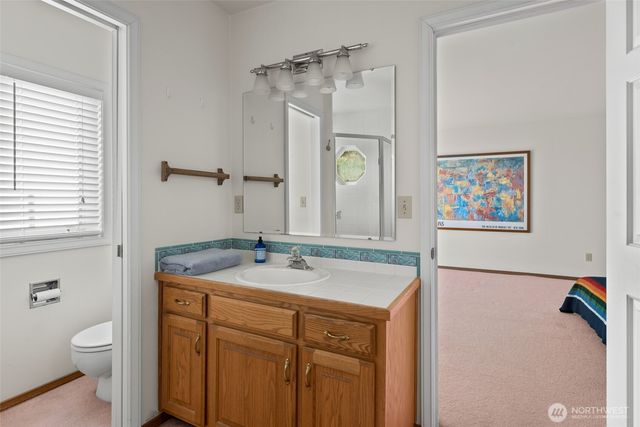 1889 West Beach Road, Oak Harbor, WA 98277