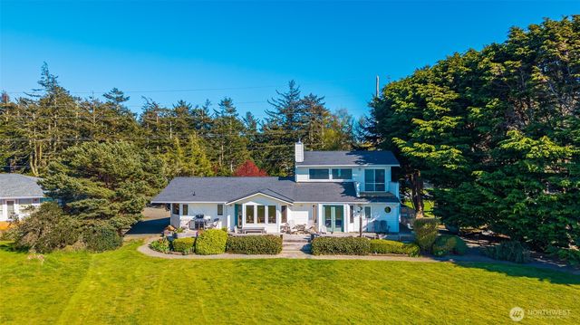 1889 West Beach Road, Oak Harbor, WA 98277