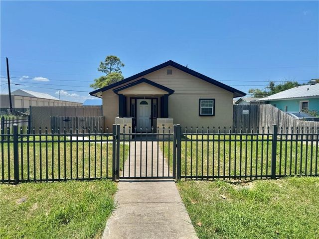 1238 Baywood Lane, Corpus Christi, TX 78418