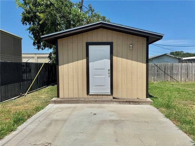 1238 Baywood Lane, Corpus Christi, TX 78418