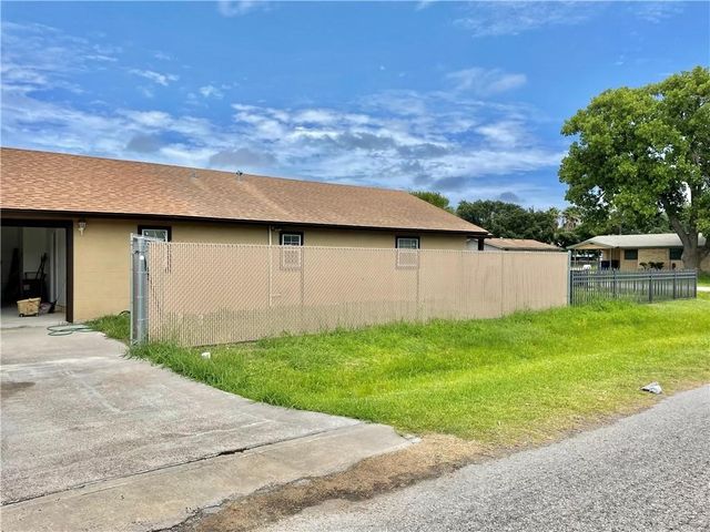 1238 Baywood Lane, Corpus Christi, TX 78418