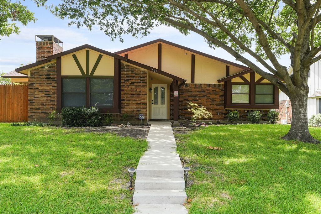 1509 Pecos Street, Mesquite, TX 75150