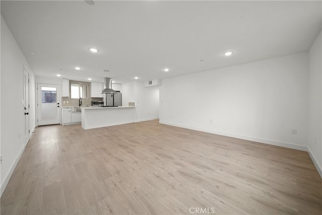 169 S Hoover Street, Los Angeles, CA 90004