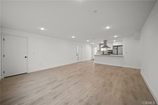 169 S Hoover Street, Los Angeles, CA 90004