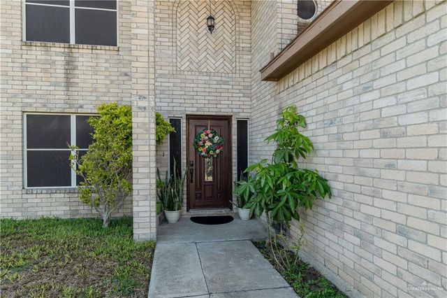 1913 Baylor Avenue, Edinburg, TX 78542