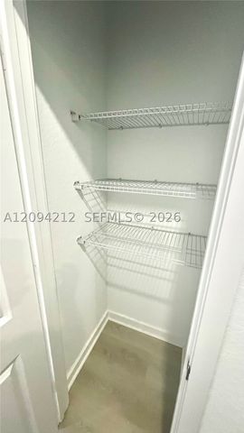 619 NE 4th St, Florida City, FL 33034
