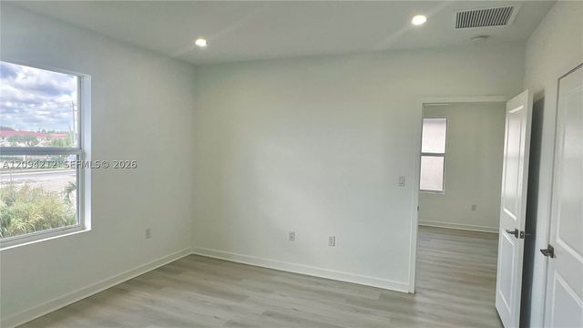 619 NE 4th St, Florida City, FL 33034