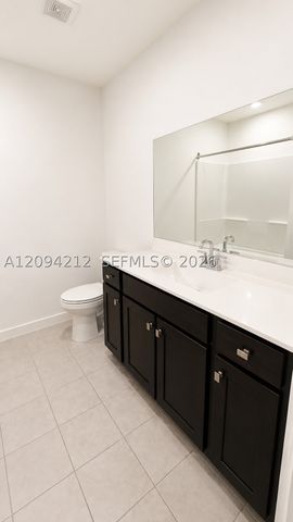 619 NE 4th St, Florida City, FL 33034