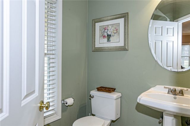 394 Westmoreland Lane, North Kingstown, RI 02874