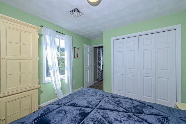 394 Westmoreland Lane, North Kingstown, RI 02874