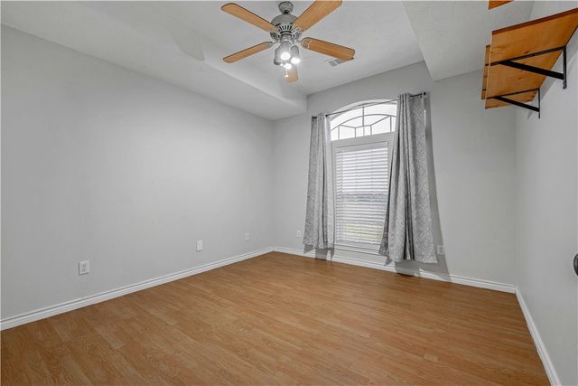 1303 Mullins Loop N, College Station, TX 77845